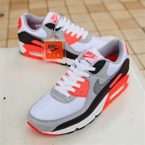 nike 90 air max